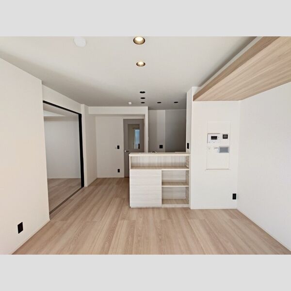 Auspicious　House LDK12.2帖(別角度)