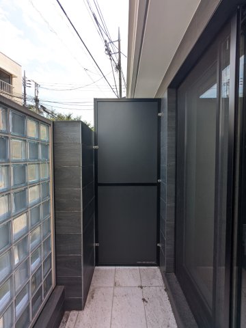 ザハウス祐天寺0203号室 バルコニー