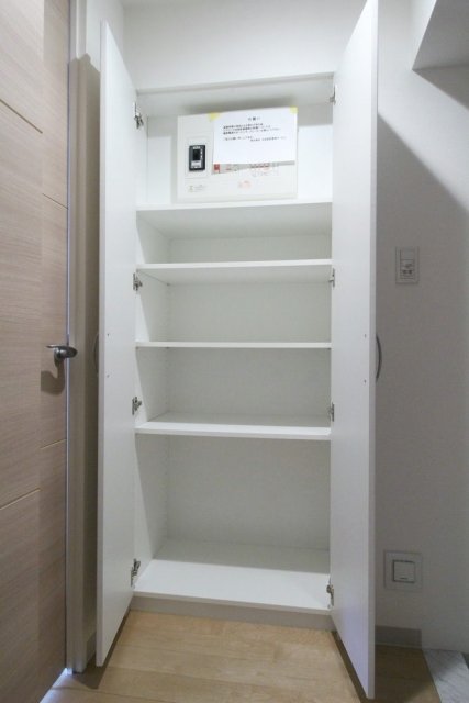 ラ・コスタ新宿余丁町6階 同建物別部屋の参考画像