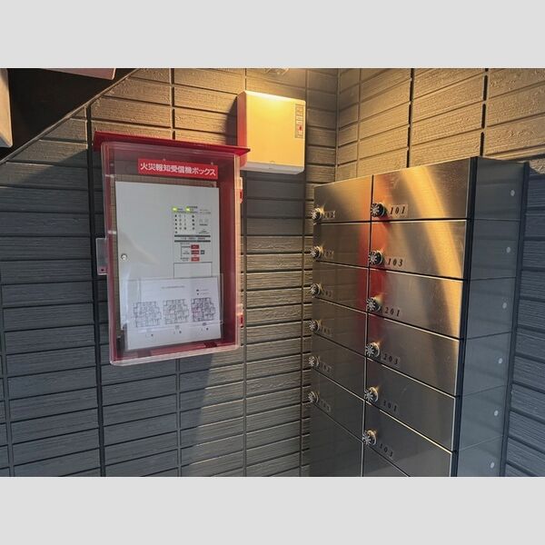 グリシーナ鵠沼石上 集合ポスト