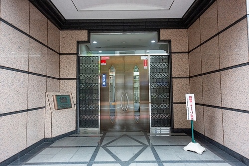 ライオンズステーションプラザ練馬2階 エントランス　※2022年4月撮影