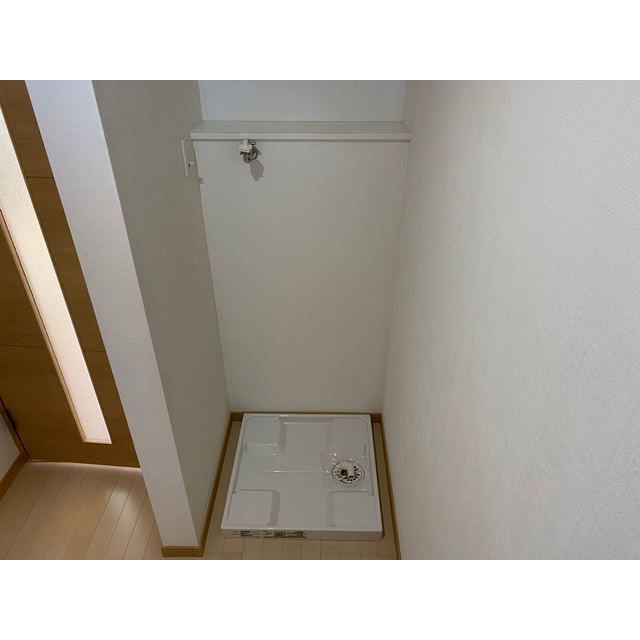 メゾン宮原201号室 内観