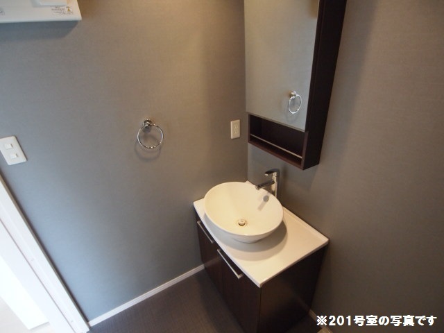 Ｃａｓｔｉｌｌｏいのはな2階 洗面