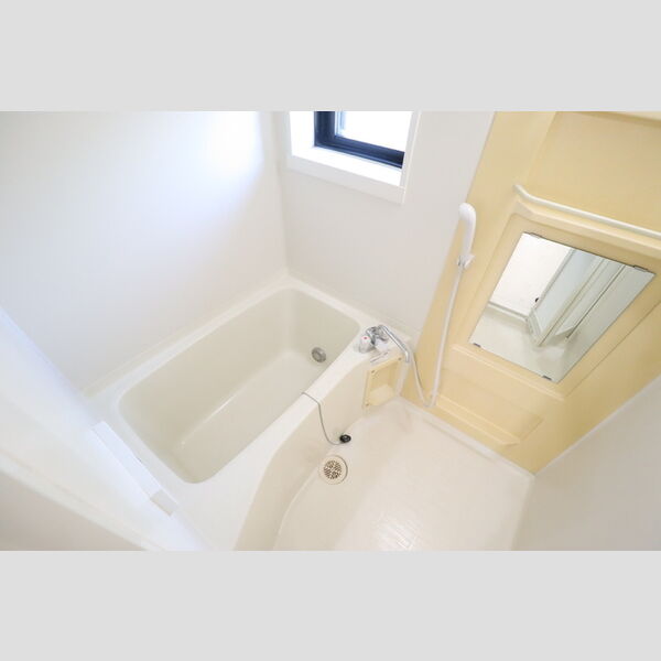 ハイツ・サンピーチ　C302号室 バス