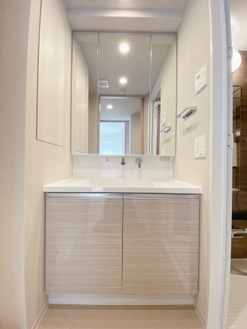 プラウドフラット上野松が谷401号室 洗面