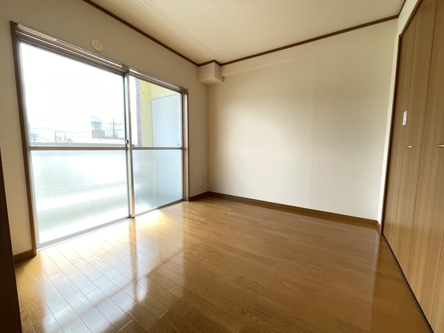 田中マンション0303号室 リビング