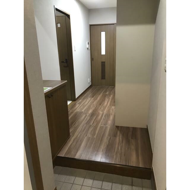 飯塚ビル3階 玄関