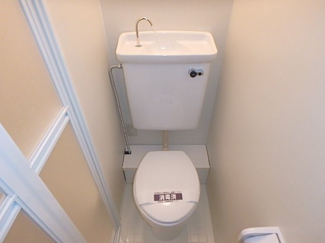 ライオンズマンションときわ台第２ トイレ