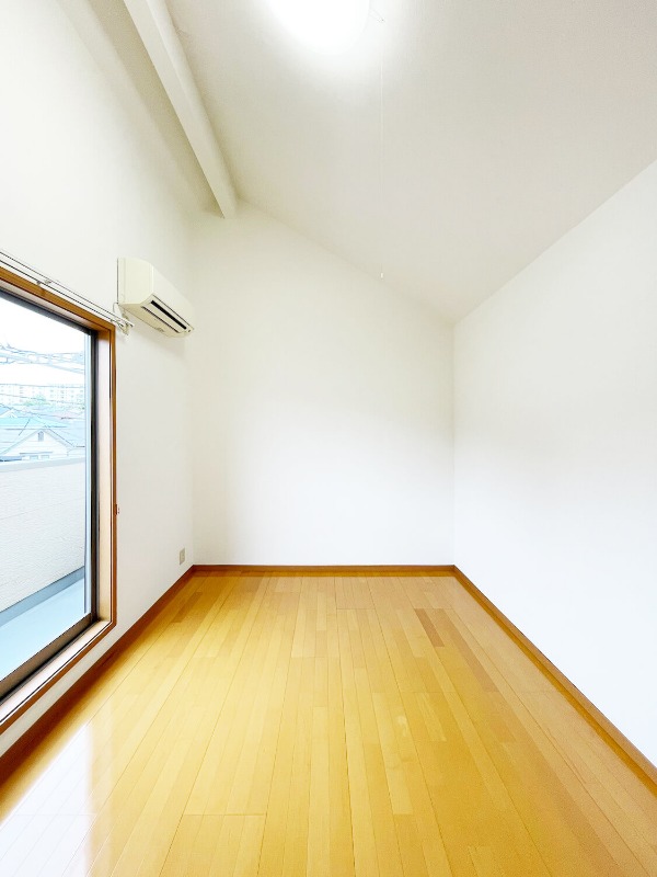 カーサ・エスペシア2階 別部屋参照