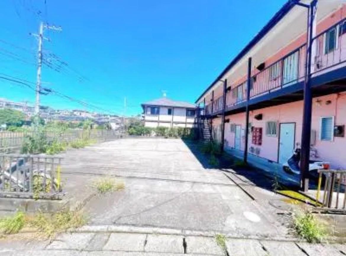 Coral A～そよ風とYellow Bell～ 駐車場も敷地内にあって便利！