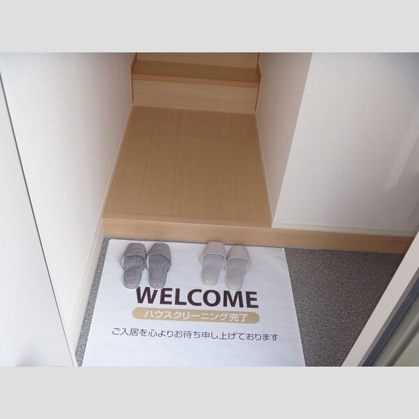 レグルス・K202号室 玄関