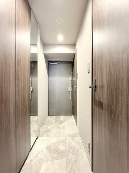 ルネサンス赤坂プレミアムコート2階 玄関