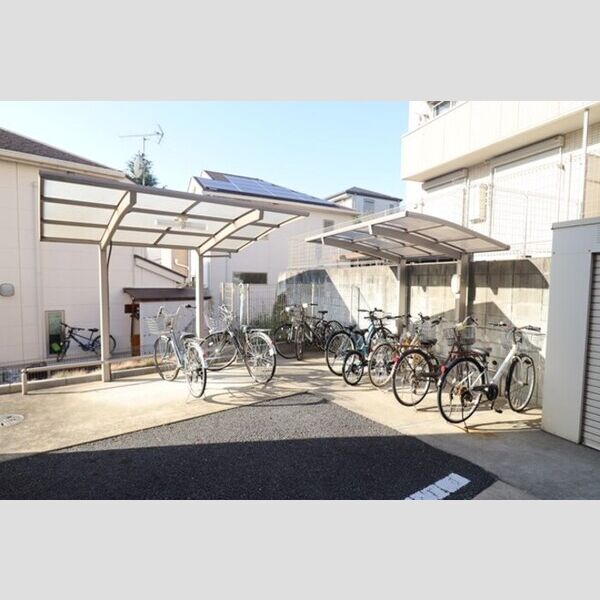 クレール　Ⅰ棟102号室 駐輪場