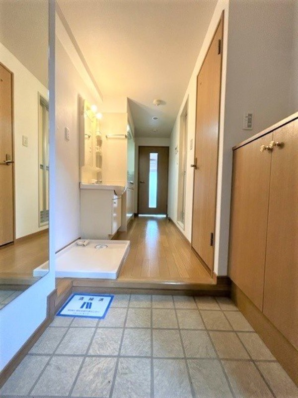 ステージファースト神田 玄関