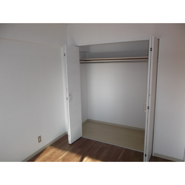 リアライズ伊勢原0802号室 内観