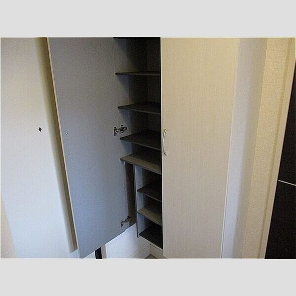 ビッグベン・ラピス 玄関