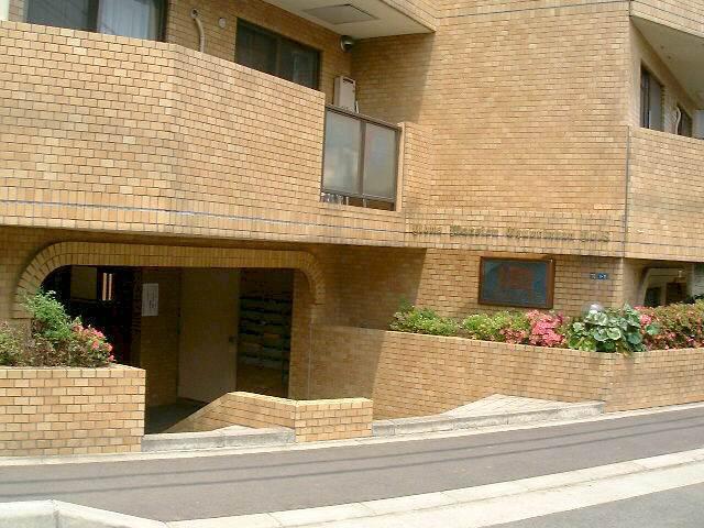 ライオンズマンション中央林間第８ エントランス