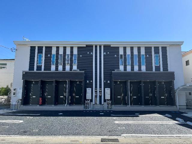 ルミエール北越谷 外観写真（昼）