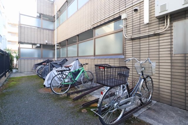 ブリス南馬込2階 駐輪場