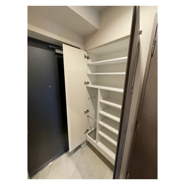 THE GATEHOUSE雑司が谷1401号室 玄関