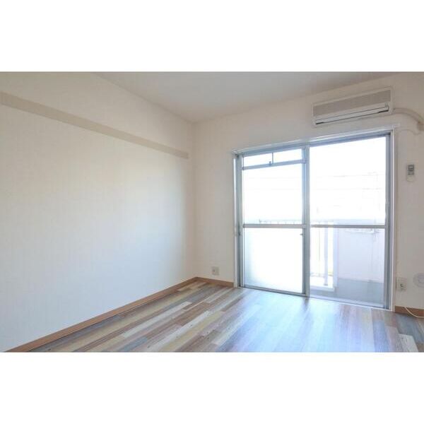 ESTATE　Y リビング