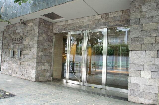 ブライズ中野坂上3階 外観