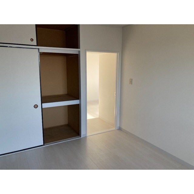 第7池田マンション403号室 内観