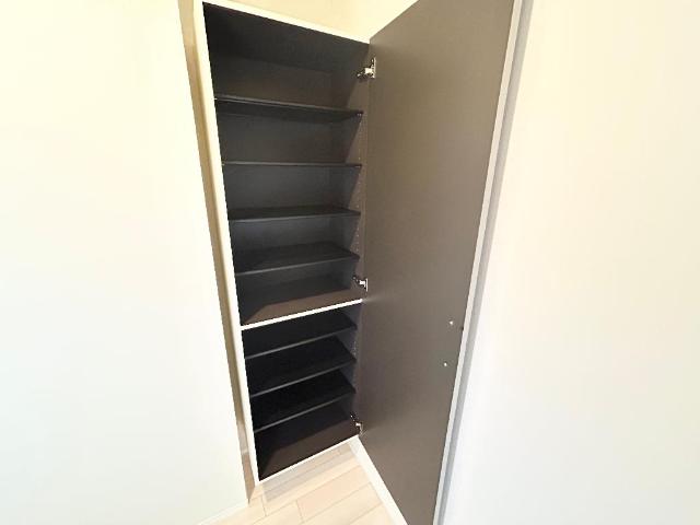 ベスティード 下駄箱