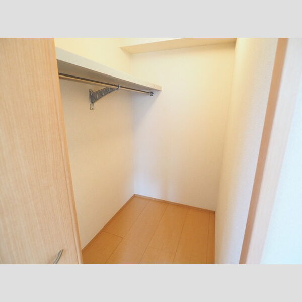 カーサ  ドルチェ(Casa  Dolce) ウォークインクローゼット