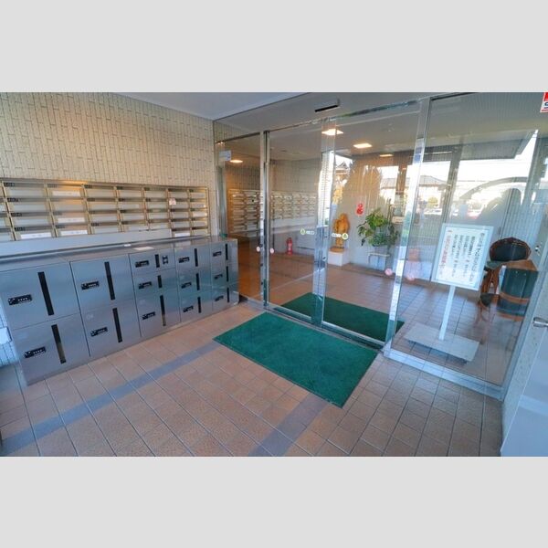 グランソレイユ大宮 エントランス