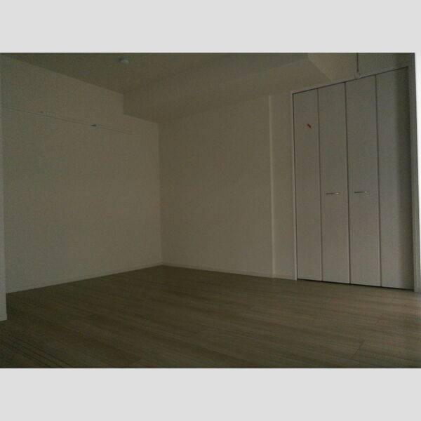 メゾン・ド・アヴニール102号室 洋室6.17帖