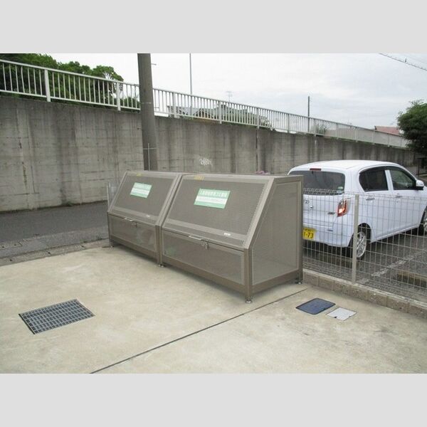 コモンシティハイツI ダストボックス