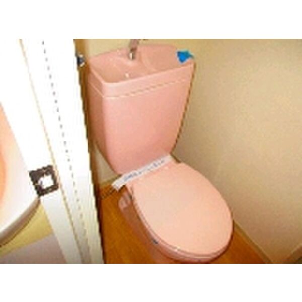 エメラルダス トイレ