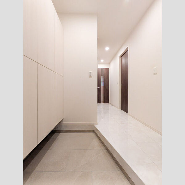 Grace Court YAMATO 玄関