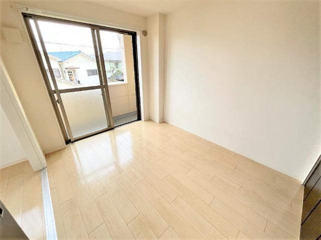 プレカーレ　ミキ 洋室