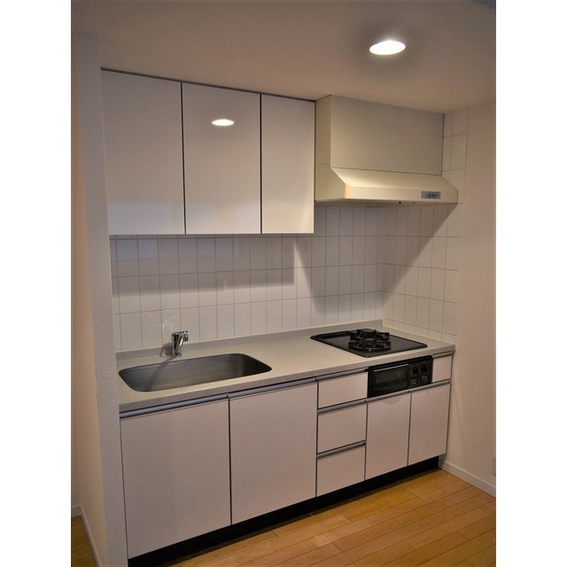 ルクレ新川レジデンス キッチン