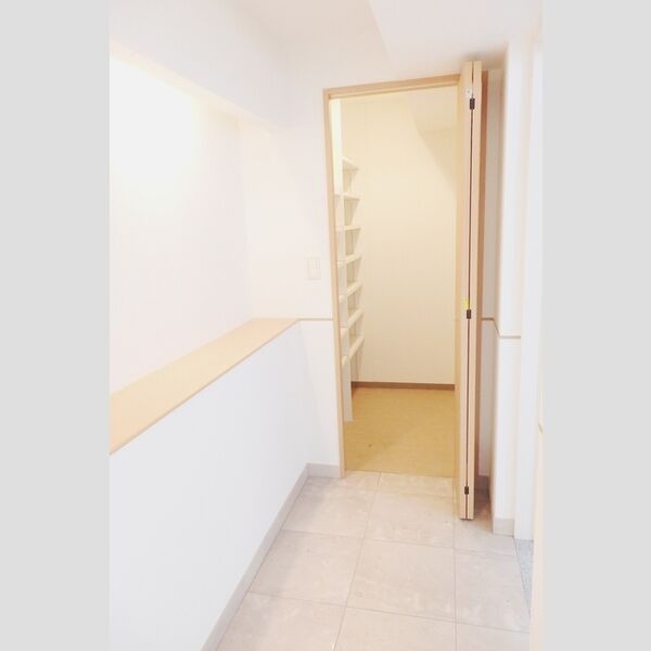 ロイヤルパークスシーサー0822号室 同建物別部屋の参考画像