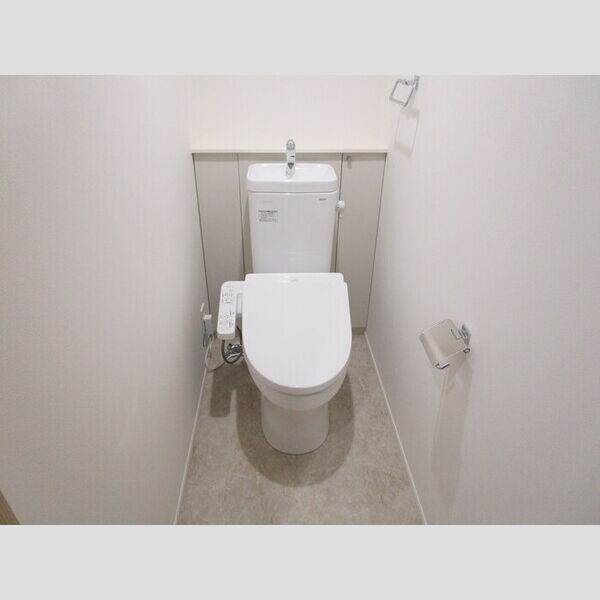 大野町2丁目戸建貸家D号室 温水洗浄暖房便座