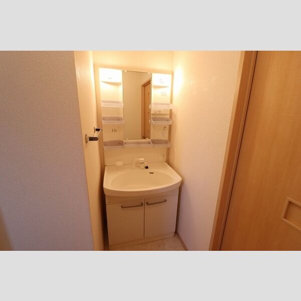 トミージュ301号室 洗髪洗面化粧台