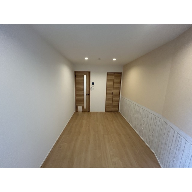 リポス瀬谷B棟207号室 リビング