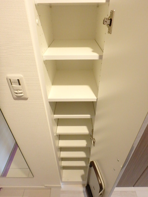 ガーラ・ヒルズ練馬 シューズクローゼット