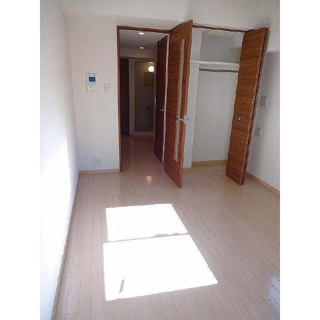 プレール・ドゥーク西大島駅前 リビング