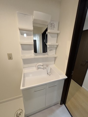 アーク・アン・シェル0205号室 洗面