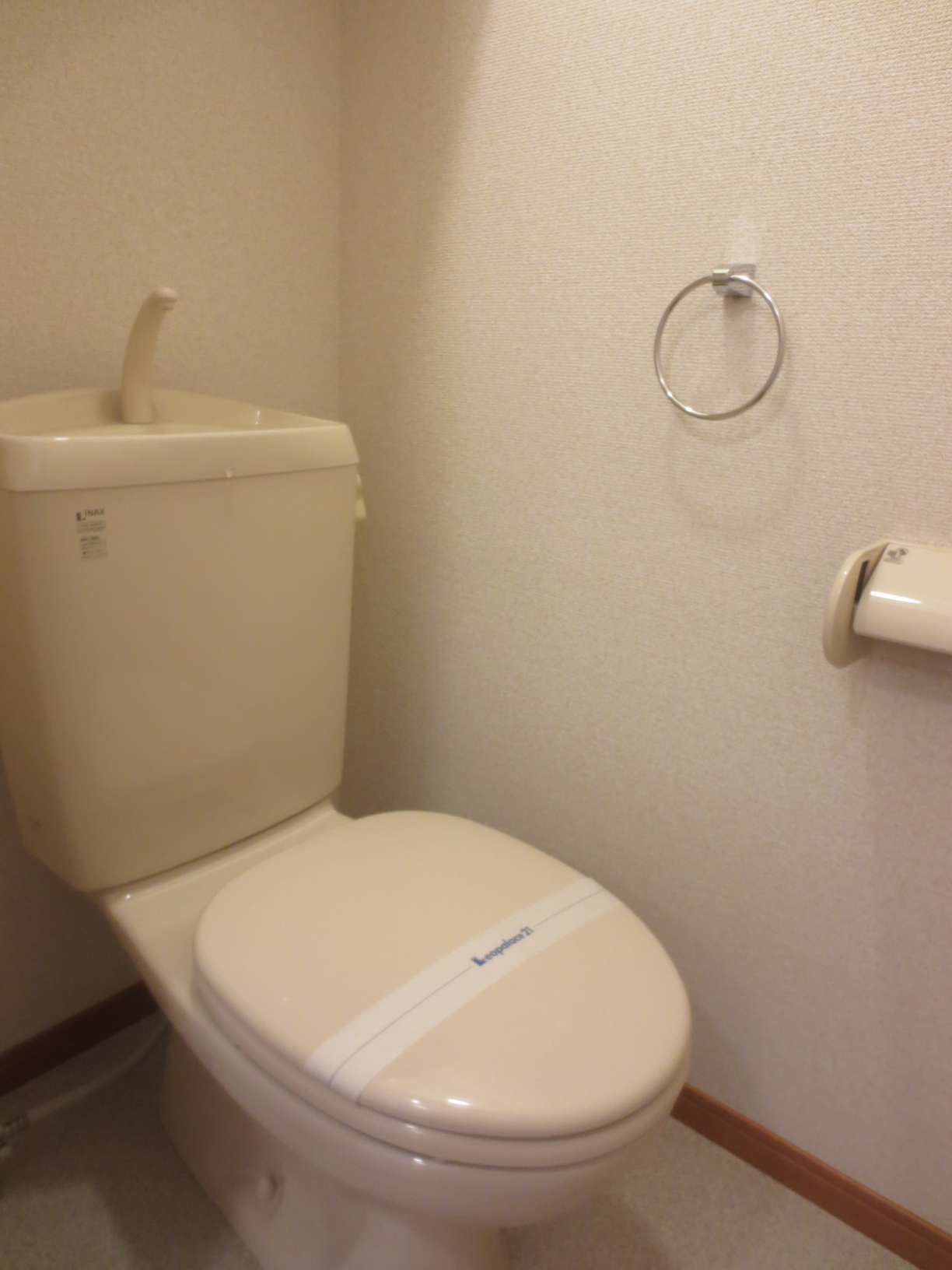 レオパレスジャンティ107号室 インターネット完備