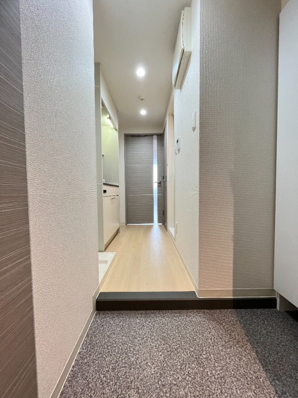 レジディア浦安4階 玄関