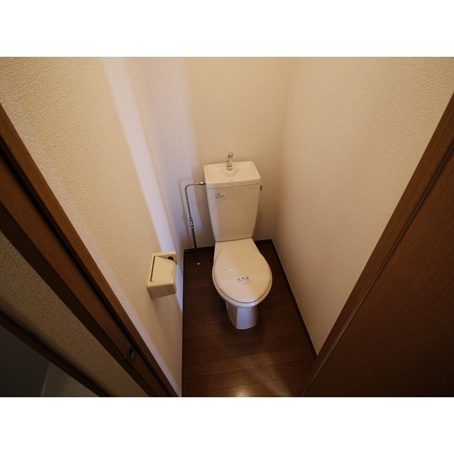 アムール Arai201号室 内観