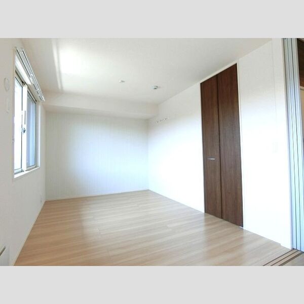 グレイスコート湘南203号室 洋室