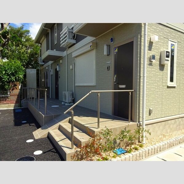 セリナ木更津　B エントランス