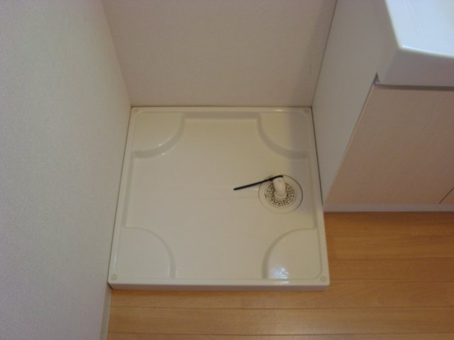 フレグランス明幸205号室 洗濯機置場