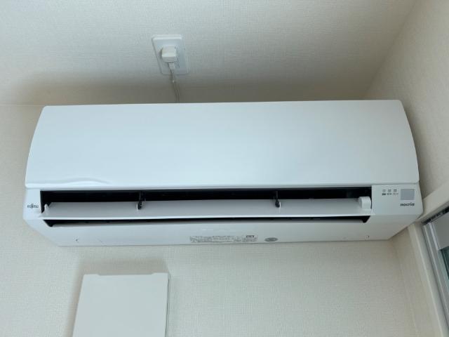 レヴメゾン神山 エアコン